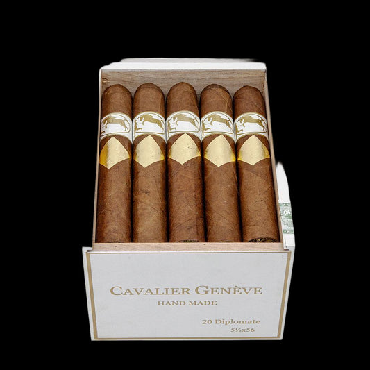 Cavalier Genève White Serie Diplomate